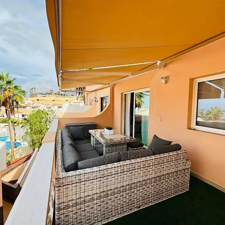 Paulmarie With Sunny Terrace Ocean View אדחה